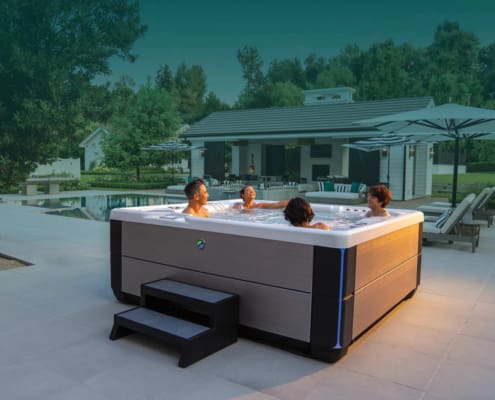 What You Want to Know About Salt Water Hot Tubs